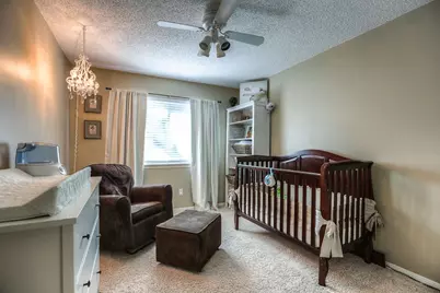 24 Edgewood Forest Court, The Woodlands, TX 77381 - Photo 16