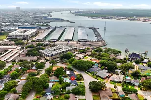 121 Tarpon Ave, Galveston, TX 77550 - Photo 22