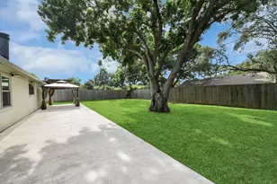 1104 N Heron Dr, Seabrook, TX 77586 - Photo 26