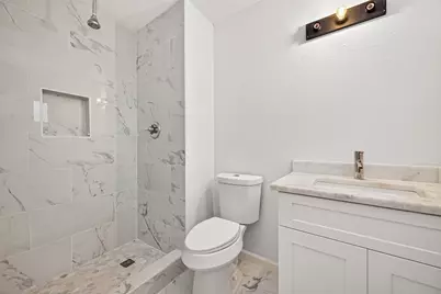 215 Crest Hill Drive, Conroe, TX 77301 - Photo 20
