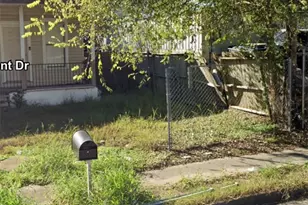 4817 Pinemont Dr, Houston, TX 77092 - Photo 8