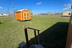 354 Haddock Dr, Palacios, TX 77465 - Photo 18