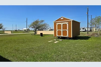 354 Haddock Drive, Palacios, TX 77465 - Photo 6