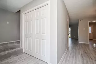 207 Granberry St, Humble, TX 77338 - Photo 6