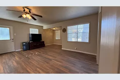 201 Hackberry Lane, Livingston, TX 77351 - Photo 12