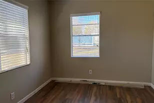 201 Hackberry Ln, Livingston, TX 77351 - Photo 14