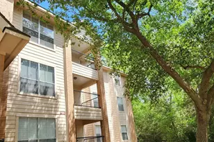 8051 Bay Branch Dr, The Woodlands, TX 77382 - Photo 18