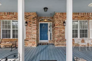 1001 Hemingway Dr, College Station, TX 77845 - Photo 2