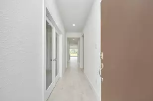 1017 Golden Glow Path, Magnolia, TX 77355 - Photo 4