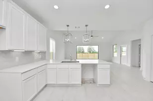 1017 Golden Glow Path, Magnolia, TX 77355 - Photo 12
