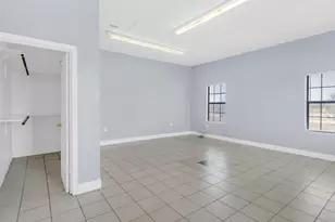 9678 I 10 Frontage Rd, Sealy, TX 77474 - Photo 8