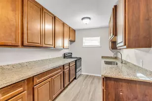 4706 Yellowstone Blvd, Houston, TX 77021 - Photo 1