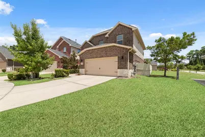 16451 Rosary Pea Place, Conroe, TX 77385 - Photo 2