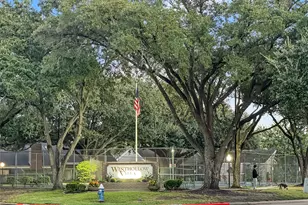 13768 Hollowgreen Dr, Houston, TX 77082 - Photo 1