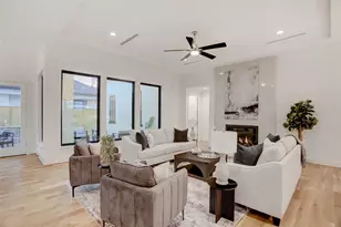 2702 Westgrove Ln, Houston, TX 77027 - Photo 8