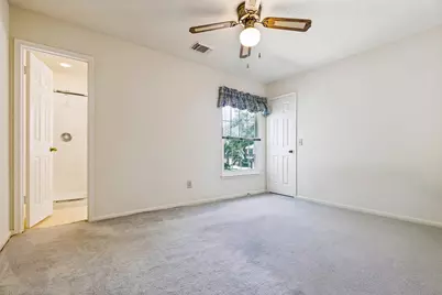 2 Windledge Place, Spring, TX 77381 - Photo 18