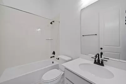 14811 Mission Avenue, Mont Belvieu, TX 77523 - Photo 12