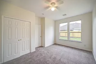 11906 Dinosaur Valley Dr, Sugar Land, TX 77498 - Photo 8