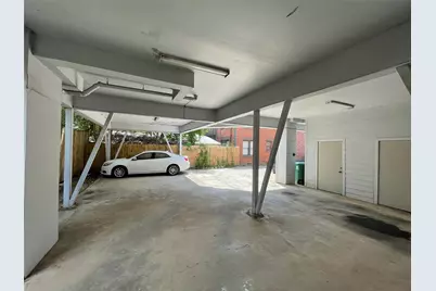 508 W Clay Street, Houston, TN 77019 - Photo 4