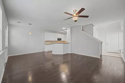 43 S Camellia Grove Circle, The Woodlands, TX 77382 - Photo 6