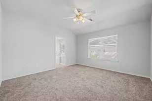 43 S Camellia Grove Cir, The Woodlands, TX 77382 - Photo 18
