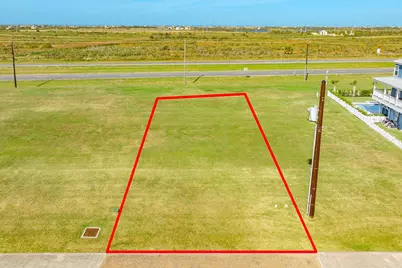 11522 Sea Butterfly, Galveston, TX 77554 - Photo 4
