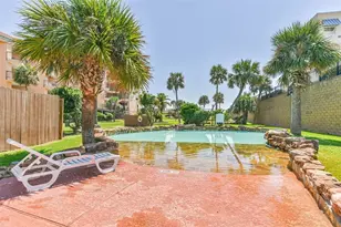 9520 Seawall Blvd, Galveston, TX 77554 - Photo 16