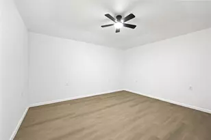 12306 Barbizon Dr, Houston, TX 77089 - Photo 14