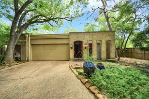 24 Bayou Shadows St, Houston, TX 77024 - Photo 2