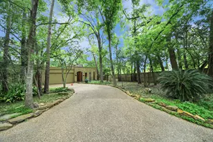24 Bayou Shadows St, Houston, TX 77024 - Photo 1