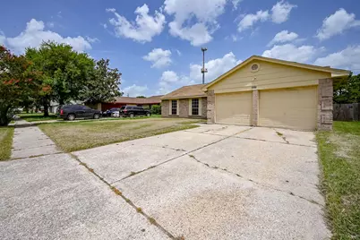 2667 Grand Canyon Drive, Houston, TX 77067 - Photo 2