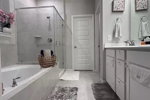 10701 Clouds Rst Dr, Rosharon, TX 77583 - Photo 14