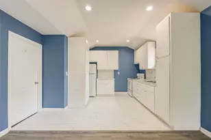 8709 Knox St, Houston, TX 77088 - Photo 10