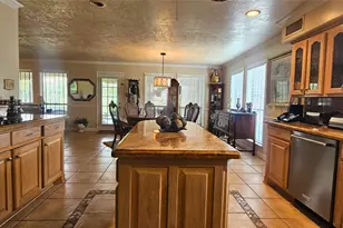 8033 McHard Rd, Pearland, TX 77581 - Photo 10