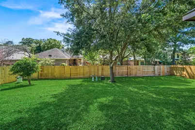 2406 Winter Trail Drive, Conroe, TX 77304 - Photo 32