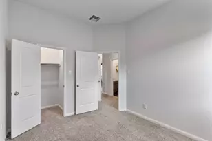 1605 Rd 5102, Cleveland, TX 77327 - Photo 16