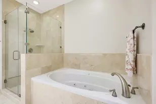 2437 South Blvd, Houston, TX 77098 - Photo 32