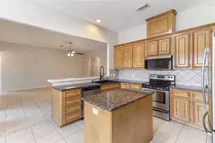 105 Hummingbird Ct, Richwood, TX 77566 - Photo 10