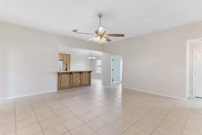 105 Hummingbird Court, Richwood, TX 77566 - Photo 4