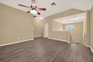 4903 Summer Ridge Dr, Conroe, TX 77303 - Photo 30