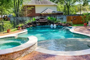 2506 Constantine St, New Caney, TX 77357 - Photo 2