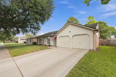 6919 Grant Drive, Richmond, TX 77469 - Photo 2
