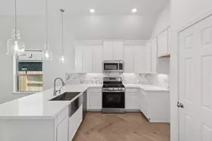 32410 Cedar Elm Dr, Waller, TX 77484 - Photo 6