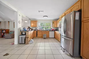 614 Pine Cir, Seabrook, TX 77586 - Photo 12