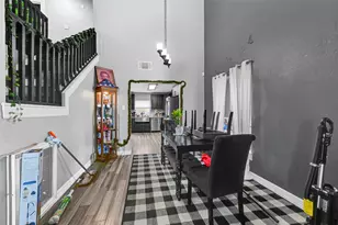 5638 Fairview Forest Dr, Houston, TX 77088 - Photo 8