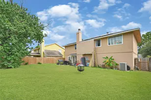 5638 Fairview Forest Dr, Houston, TX 77088 - Photo 48