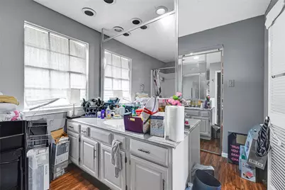 5638 Fairview Forest Drive, Houston, TX 77088 - Photo 36