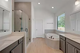 21007 Red Arbutus Ct, Tomball, TX 77447 - Photo 16