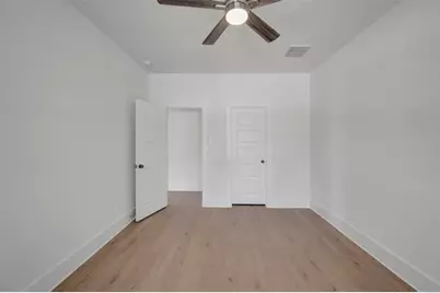 21007 Red Arbutus Court, Tomball, TX 77447 - Photo 4