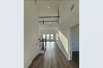 1001 Oakhurst Drive, Dayton, TX 77535 - Photo 2